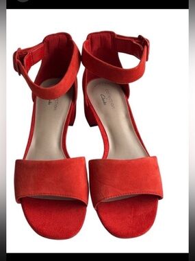 CLARKS - Red Suede Block Heel Sandals